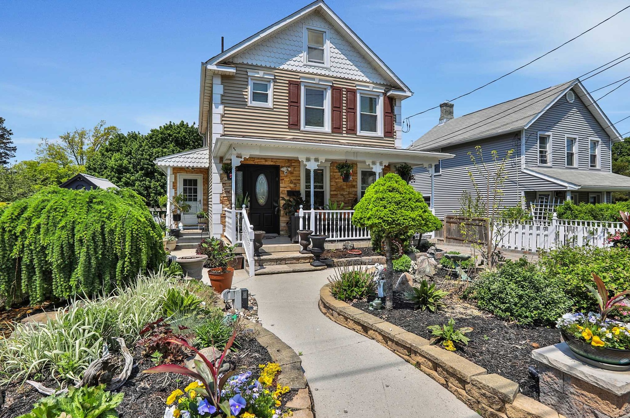 65 Russell Ave, Beacon, NY 12508-4223