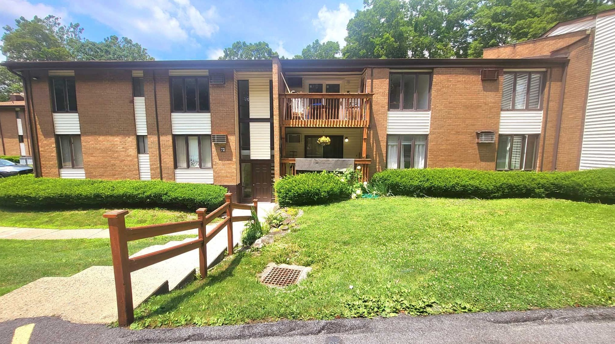 3 Hook Rd #72d, Poughkeepsie, NY