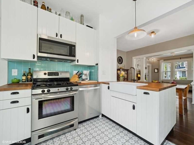 36 Brett St, Beacon NY 12508-3231 exterior