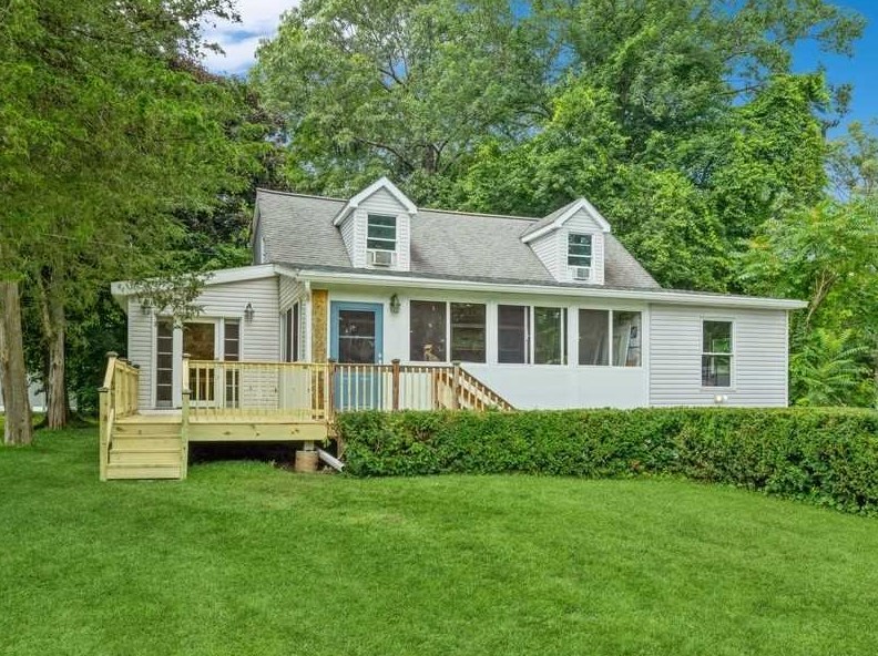 14 Kilmer Ave, Poughkeepsie, NY 12601-1022
