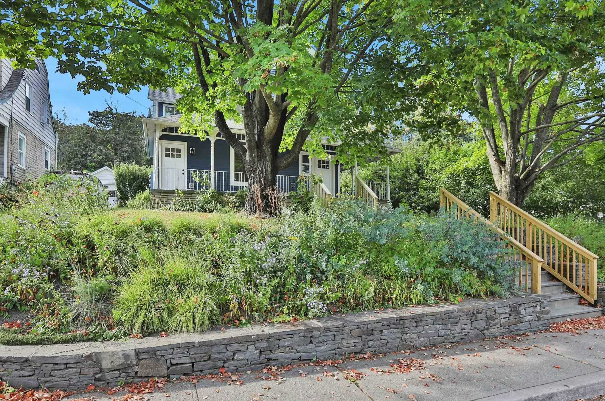 27 Tioronda Ave, Beacon NY 12508-3351 exterior