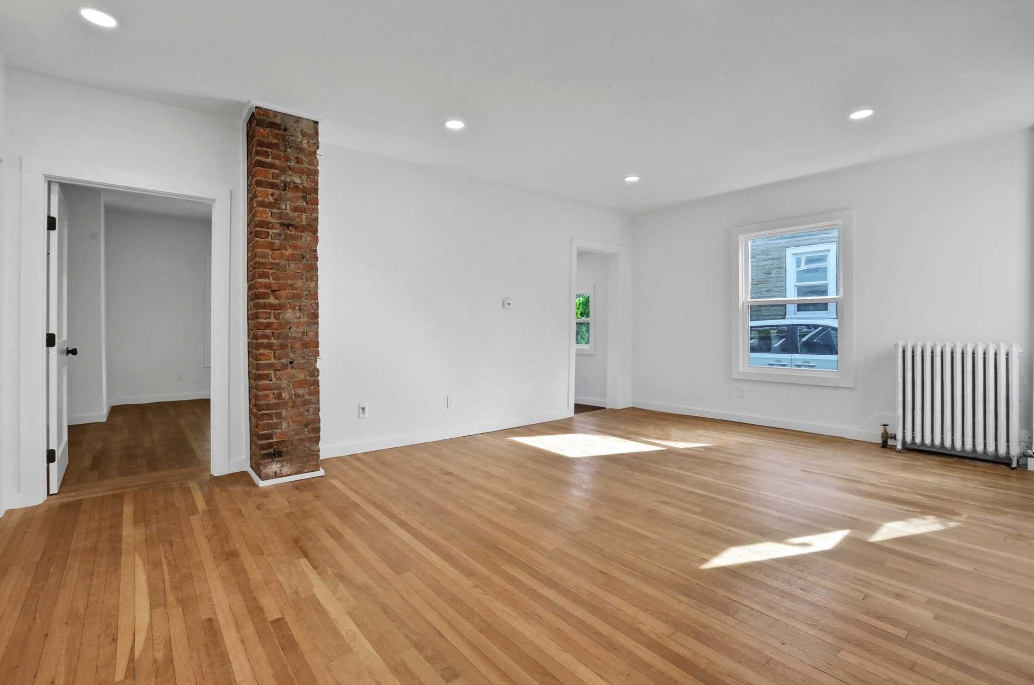 27 Tioronda Ave, Beacon NY 12508-3351 exterior