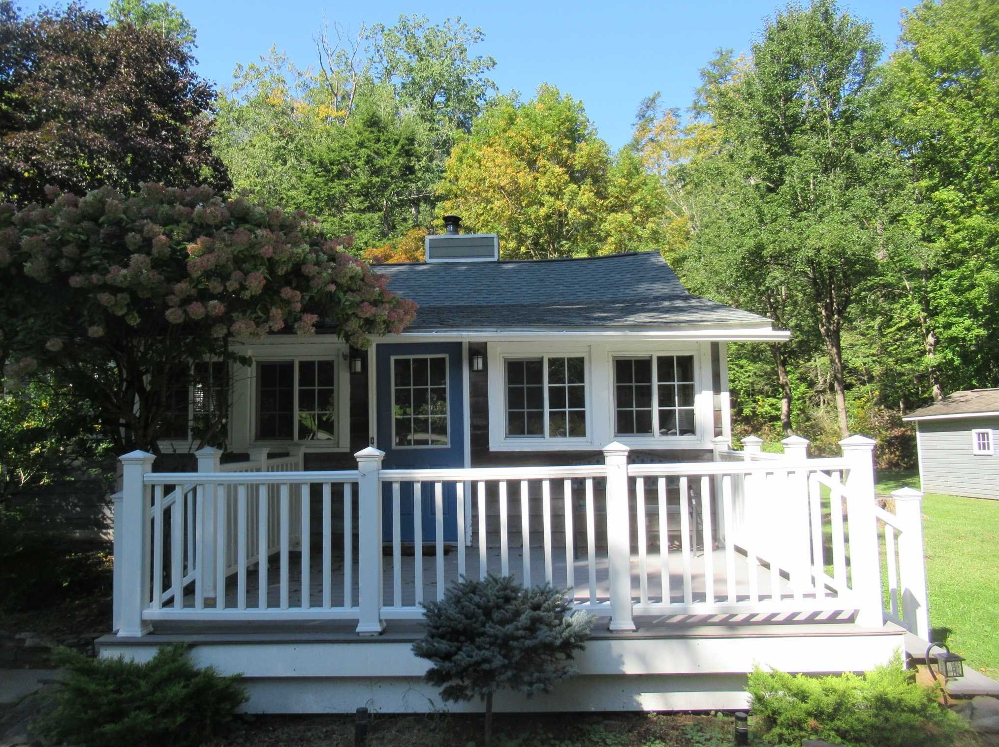 7 Larkspur Dr, East Fishkill, NY 12533