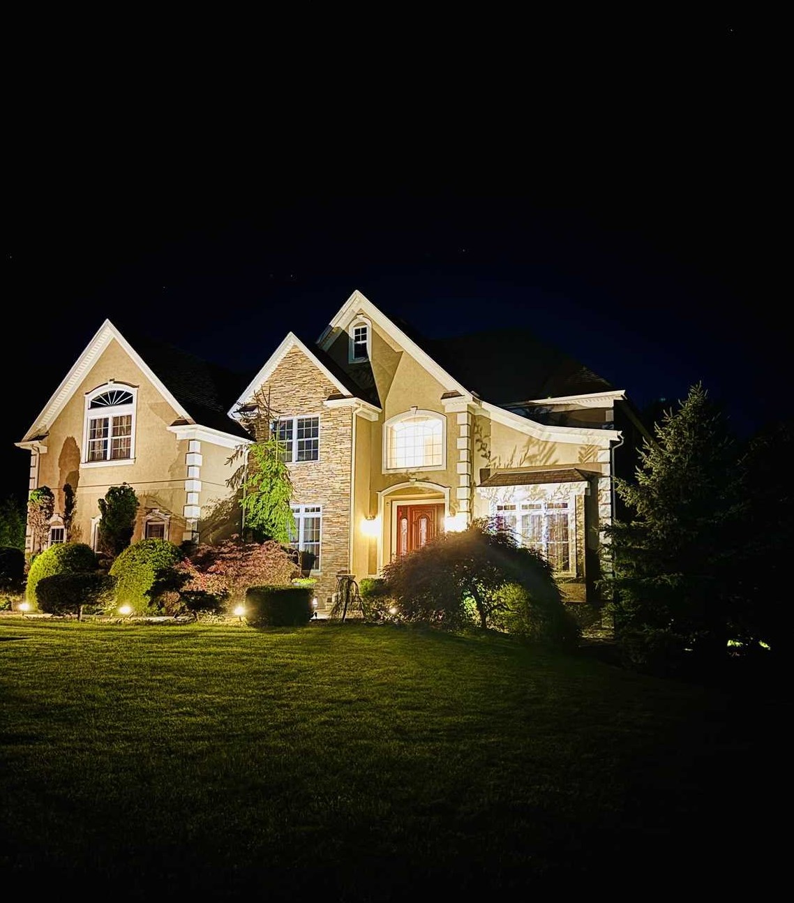 12 Whites Corner Lan, East Fishkill, NY 12533