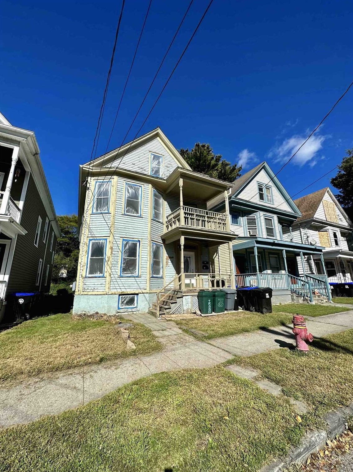 22 Dean Pl #1, Poughkeepsie, NY 12601