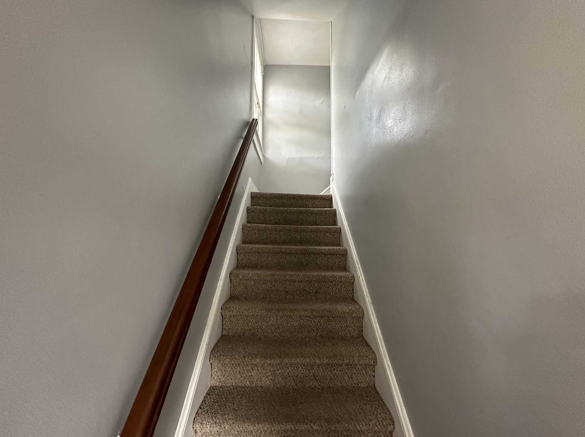 80 Verplanck Ave, Beacon NY  12508-1819 exterior