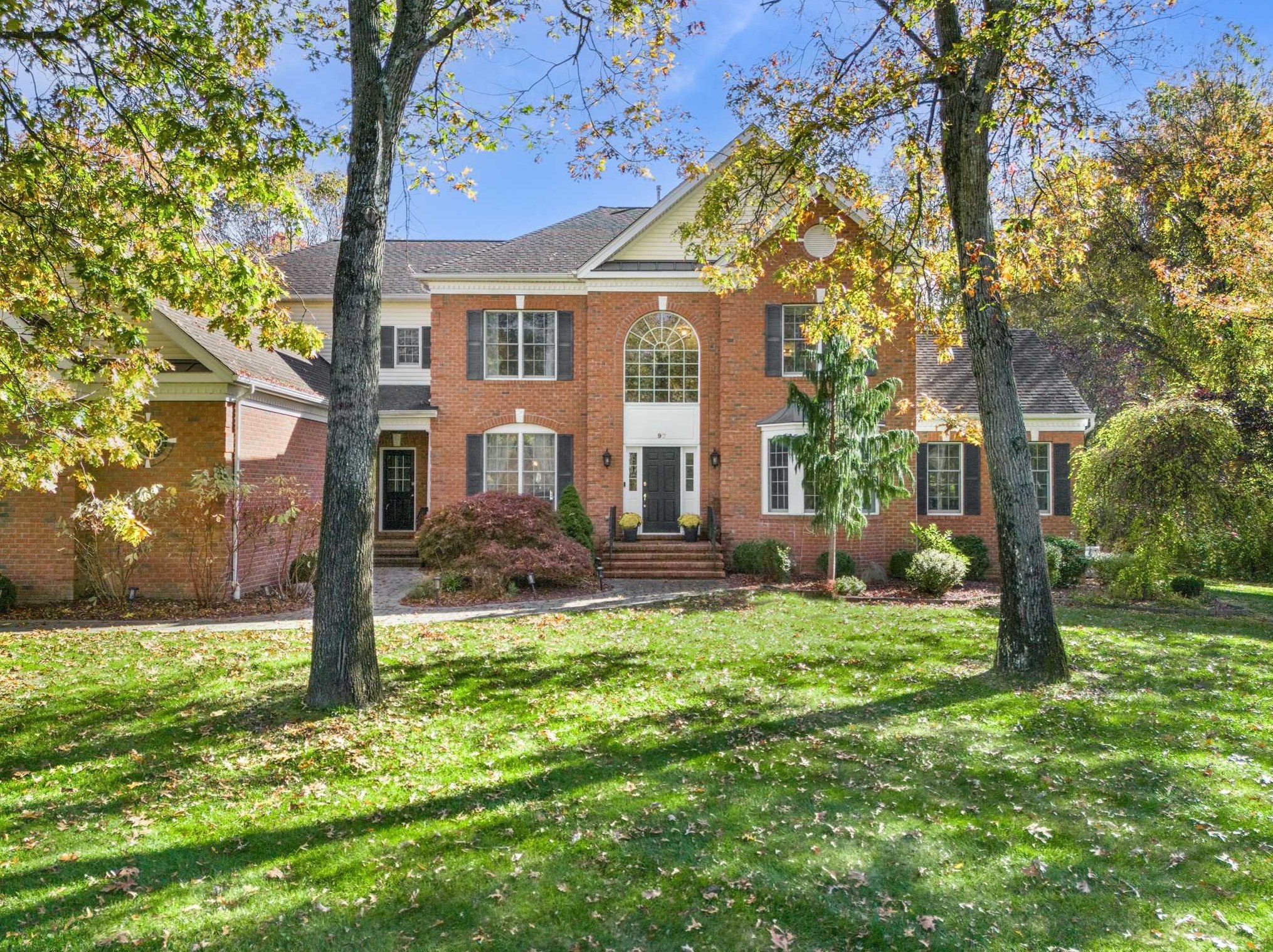 97 Creekside Rd, East Fishkill, NY 12533-6049