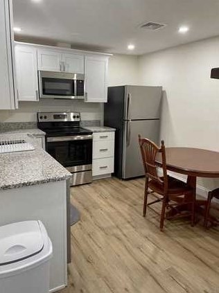 262 Overlook Rd, Poughkeepsie, NY 12603