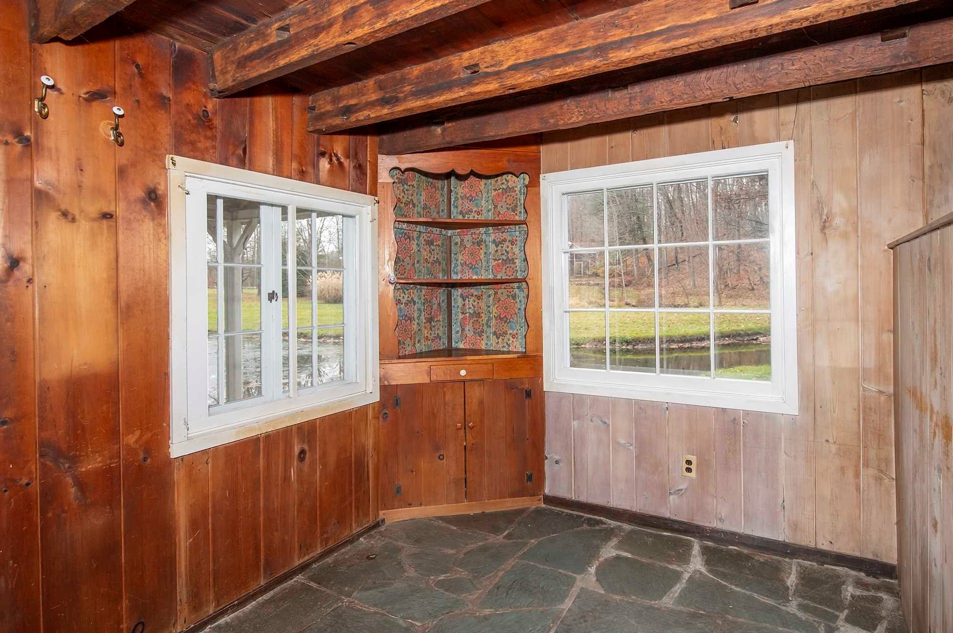 345 Lauer Rd, Poughkeepsie NY 12603-3950 exterior