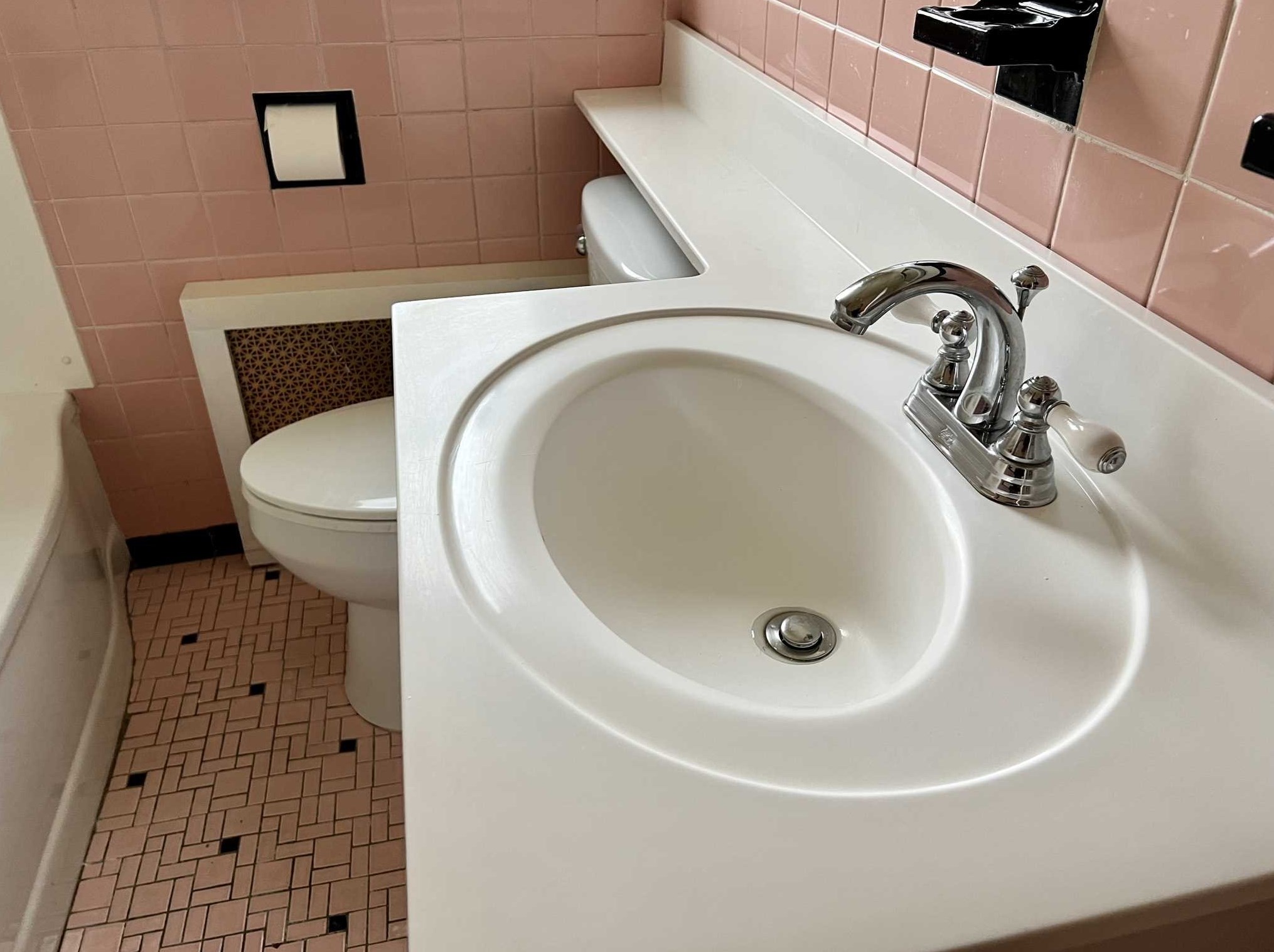 84 Beacon St, Beacon NY 12508-3130 exterior