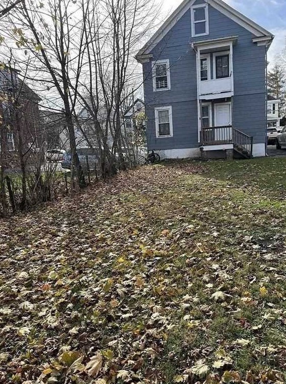 25 Lent St, Poughkeepsie NY  12601-2615 exterior