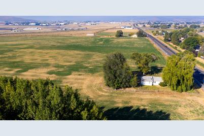 4606 South Side By Pass, Klamath Falls, OR 97603 - Photo 1