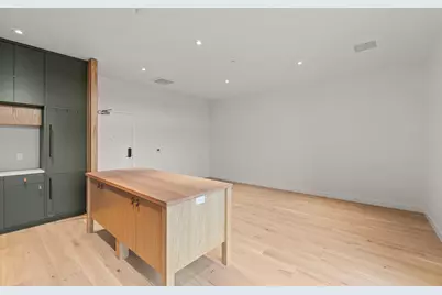 2745 NW Ordway Avenue #300, Bend, OR 97703 - Photo 16