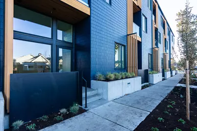 2745 NW Ordway Avenue #300, Bend, OR 97703 - Photo 4