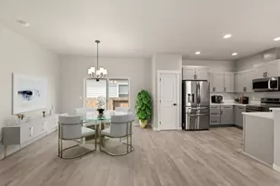 115 Oak Valley Dr, Talent, OR 97540 - Photo 12