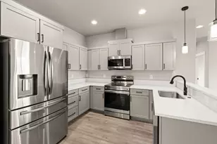 115 Oak Valley Dr, Talent, OR 97540 - Photo 8