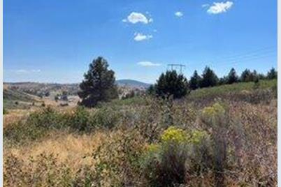 Lot 78 Peregrine Heights, Klamath Falls, OR 97601 - Photo 1