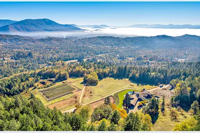 6380 Tunnel Loop Road, Grants Pass, OR 97526 - Photo 8