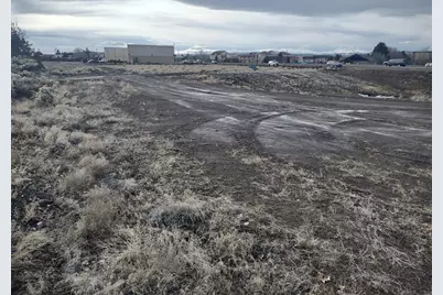 3.27 Acres S Hwy 97, Redmond, OR 97756 - Photo 2