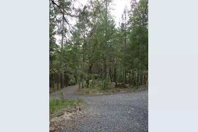 36510 Ditch Creek Road, Rogue River, OR 97537 - Photo 10