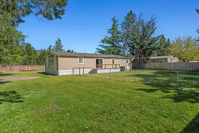 387 Tavis Drive, Merlin, OR 97532 - Photo 4