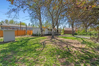 387 Tavis Drive, Merlin, OR 97532 - Photo 20