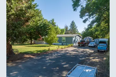 387 Tavis Drive, Merlin, OR 97532 - Photo 18