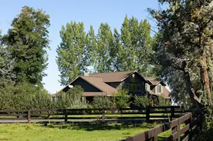 11311 SW Fleming Rd, Powell Butte, OR 97753 - Photo 46