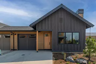61280 McRoberts Ln, Bend, OR 97702 - Photo 2