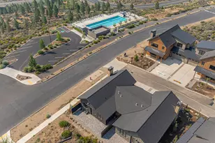 61280 McRoberts Ln, Bend, OR 97702 - Photo 32