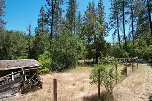 2525 Kinney Creek Rd, Jacksonville, OR 97530 - Photo 36