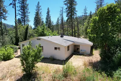 2525 Kinney Creek Road, Jacksonville, OR 97530 - Photo 4