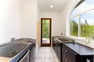 118 Airport Drive, Cave Junction, OR 97523 - Photo 18