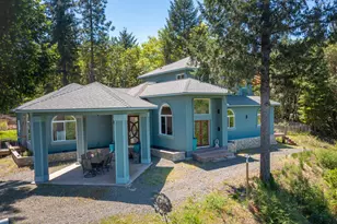 118 Airport Dr, Cave Junction, OR 97523 - Photo 4