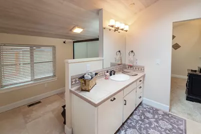 69019 Holmes Road, Sisters, OR 97759 - Photo 24