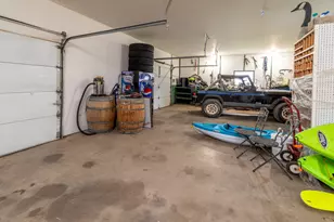 69019 Holmes Rd, Sisters, OR 97759 - Photo 54