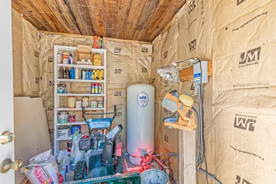 24617 Rocky Point Road, Klamath Falls, OR 97601 - Photo 38