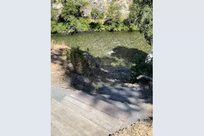 7813 Upper Applegate Road, Jacksonville, OR 97530 - Photo 2