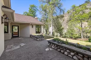 7813 Upper Applegate Rd, Jacksonville, OR 97530 - Photo 30