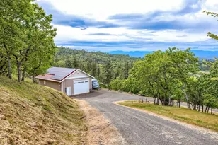 1011 Wren Ridge Dr, Eagle Point, OR 97524 - Photo 88