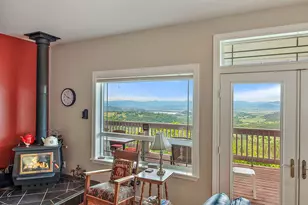 1011 Wren Ridge Dr, Eagle Point, OR 97524 - Photo 54