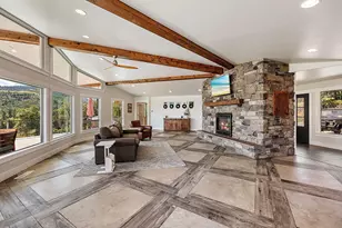 4640 Scenic Ave, Central Point, OR 97502 - Photo 8