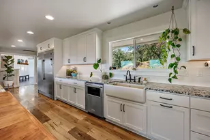 4640 Scenic Ave, Central Point, OR 97502 - Photo 20