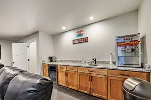 4640 Scenic Ave, Central Point, OR 97502 - Photo 56