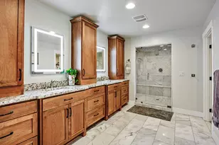 4640 Scenic Ave, Central Point, OR 97502 - Photo 36