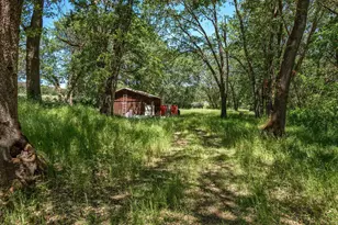 4640 Scenic Ave, Central Point, OR 97502 - Photo 94