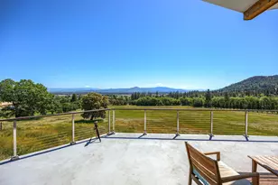 4640 Scenic Ave, Central Point, OR 97502 - Photo 58