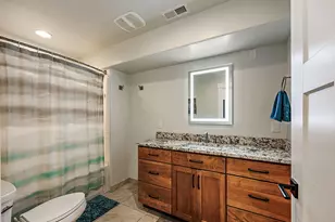 4640 Scenic Ave, Central Point, OR 97502 - Photo 54