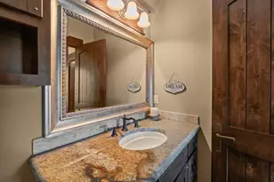 61279 Gorge View St, Bend, OR 97702 - Photo 48