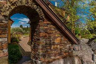 61279 Gorge View St, Bend, OR 97702 - Photo 36